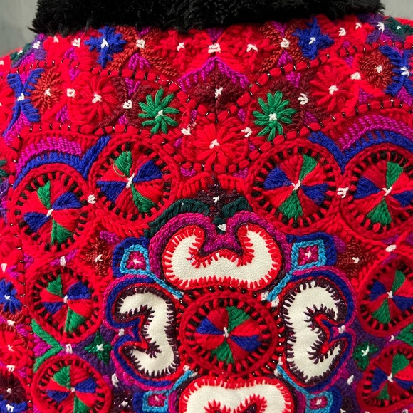 New Romanien vest/bundita from Hunedoara / tinutul Padurenilor - Picture 4 of 7